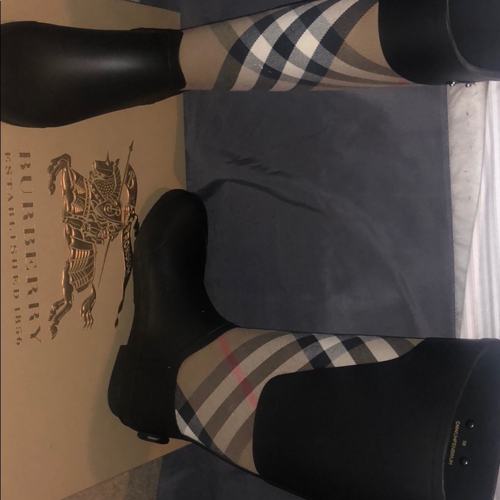 IBURBERRY RAINBOOTS